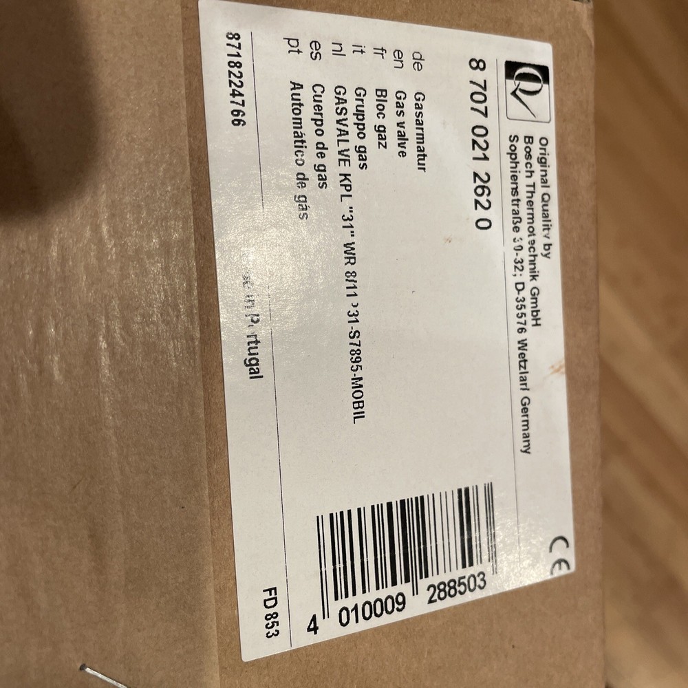 Bosch gas valve 8 707 021 262 0 87070212620 NEW