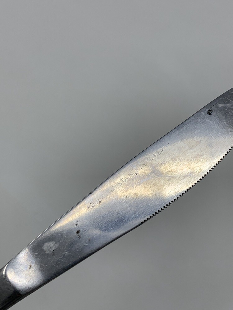 International INS392 Dinner Knife
