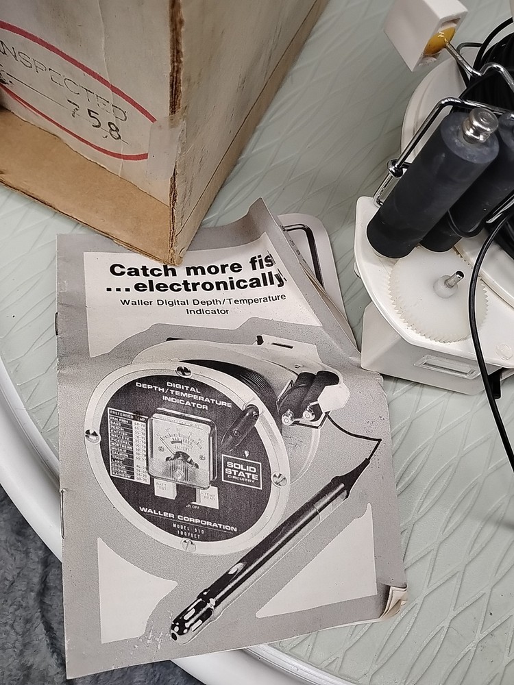 Vyh Solid State Electronical Waller Digital Depth Temperature Indicator 200 Feet
