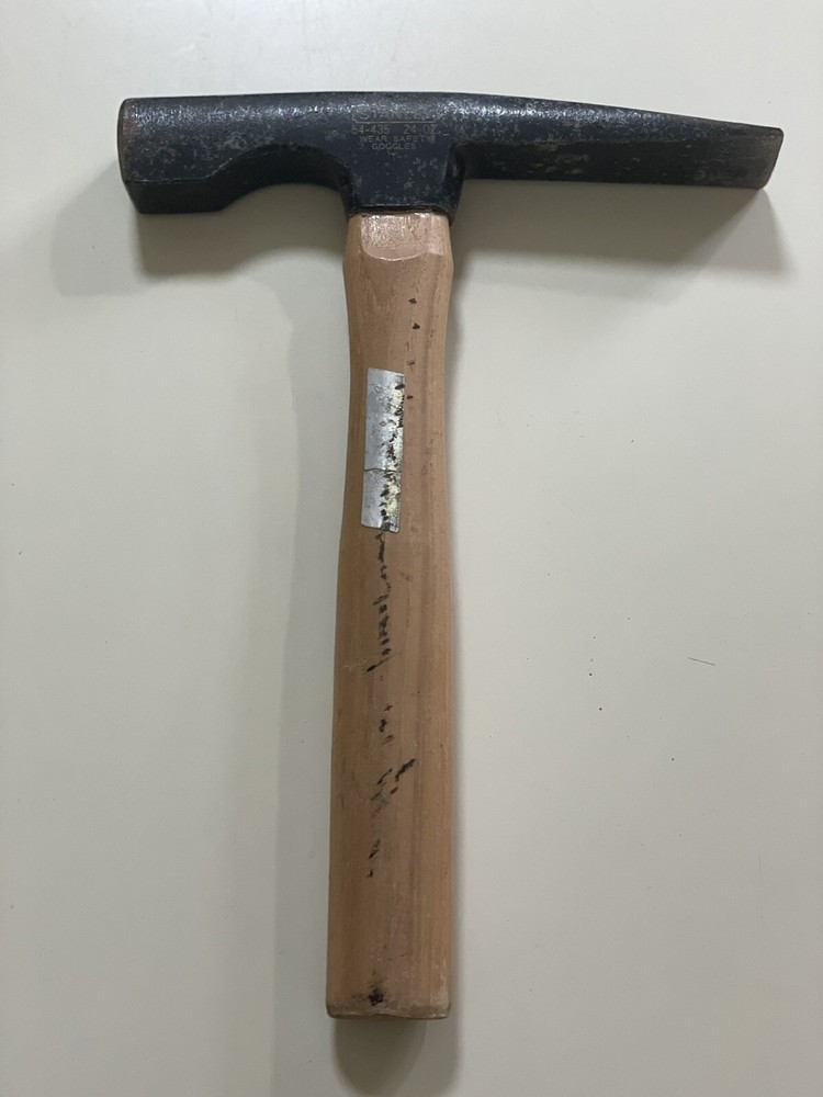Stanley 54-435 24-oz BrickLayer's Hammer with Hickory Handle