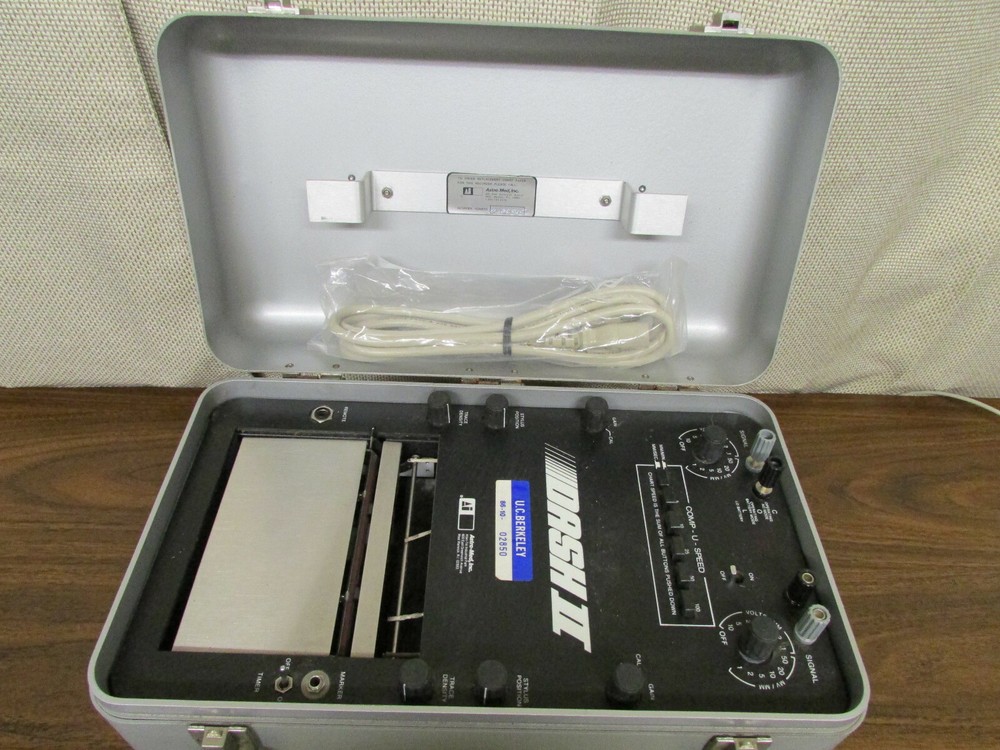 Astro Med DASH II Chart Recorder Used Powers Up but AS-IS - Has Problem