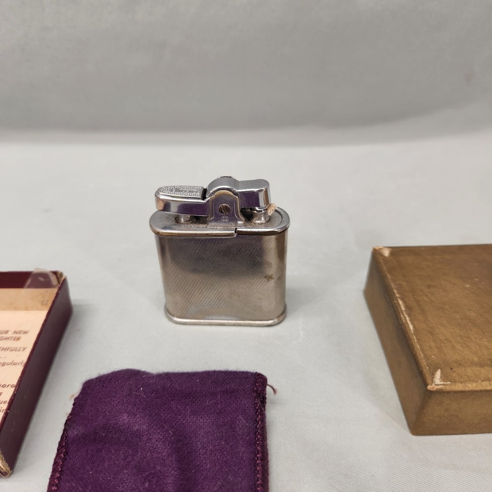 Vintage Ronson Whirlwind Lighter Silver Tone With Box