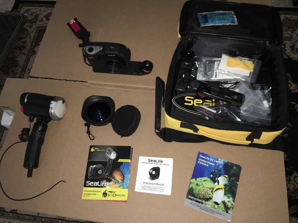 Sea Life DC1400 Underwater Camera