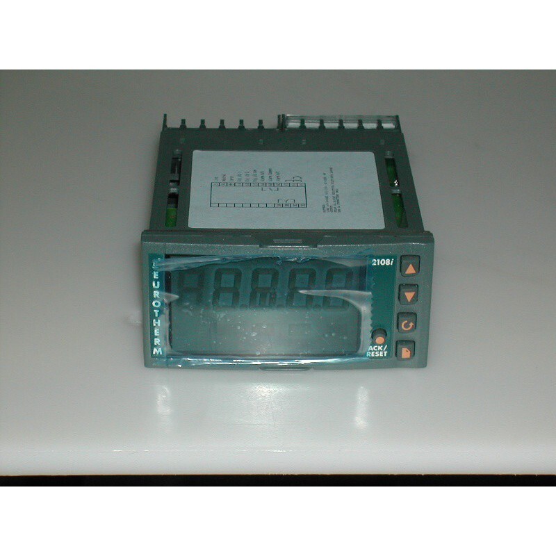 PRECISION TEMPERATURE CONTROLLER EUROTHERM 2108i