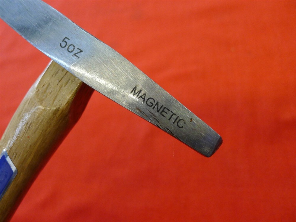 Vaughan SBP5 5oz Tack Hammer