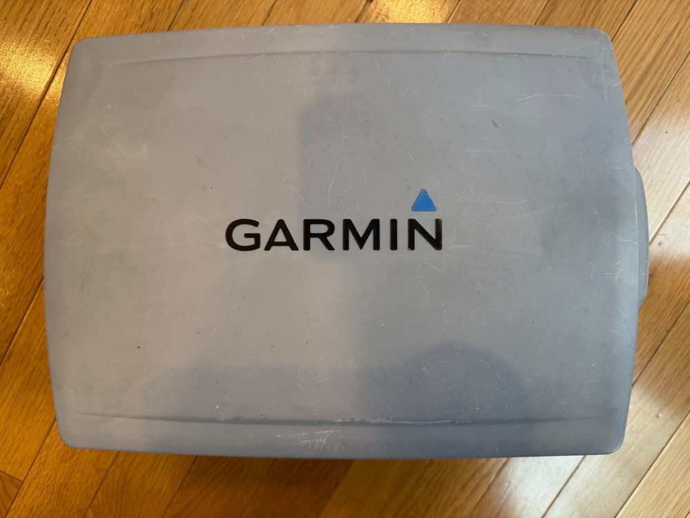Garmin 5212 Multifunction Display
