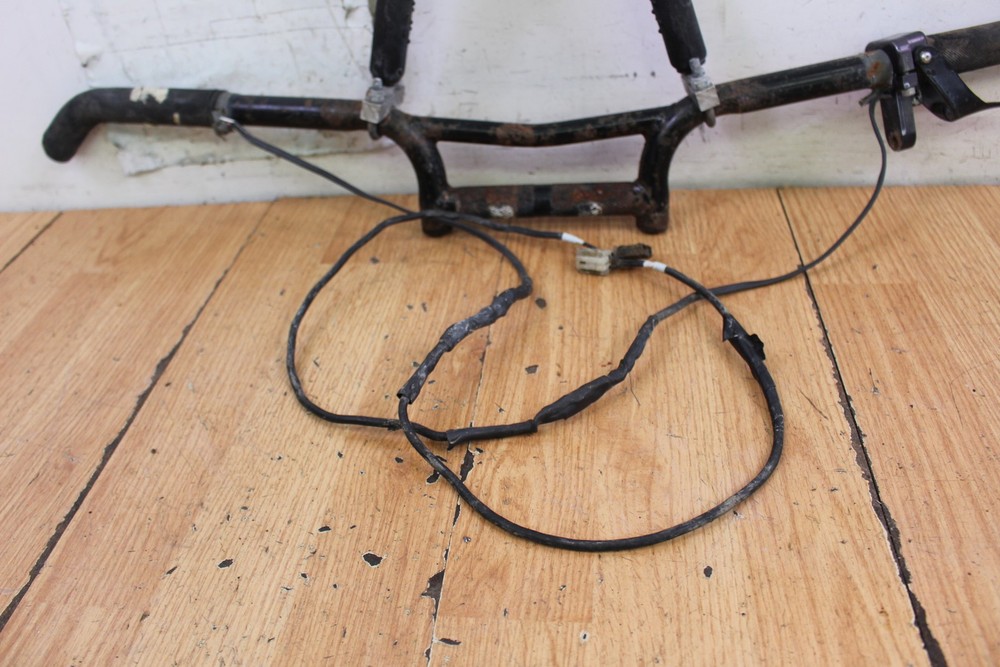2006 Yamaha Apex MTN Handlebars with Controls