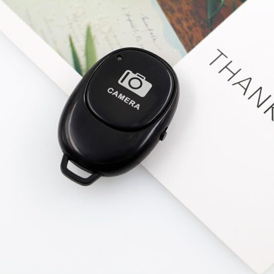 2 Pcs Camera Shutter Wireless Bluetooth Remote Control for Android Apple iPhone