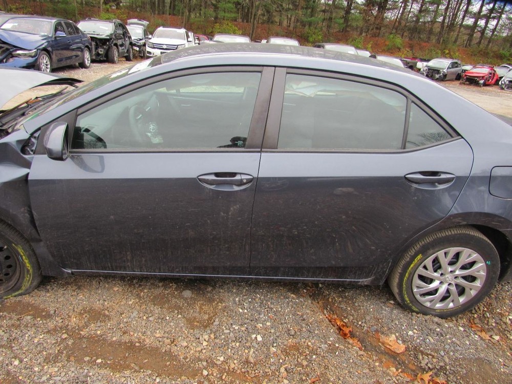COROLLA 2018 Glove Box 1006024