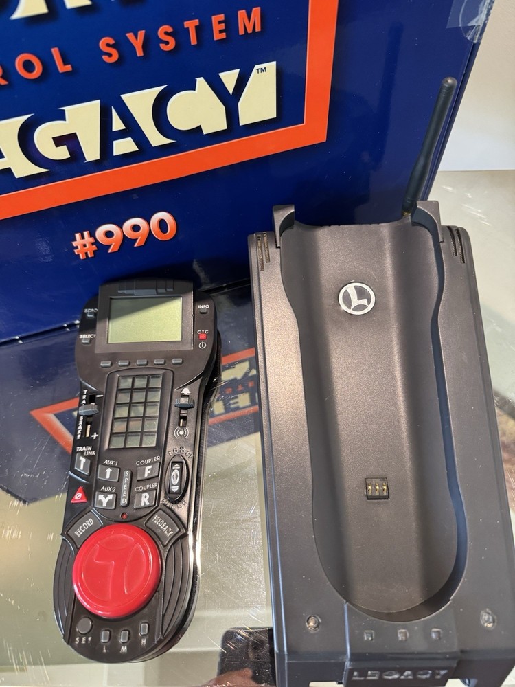 Lionel Legacy #990 Command Set