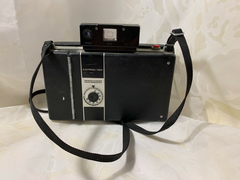Polaroid Camera Countdown M 80 Automatic Land Camera Vintage