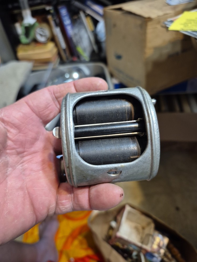 VINTAGE TWINPLEX STROPPER RAZOR BLADE SHARPENER