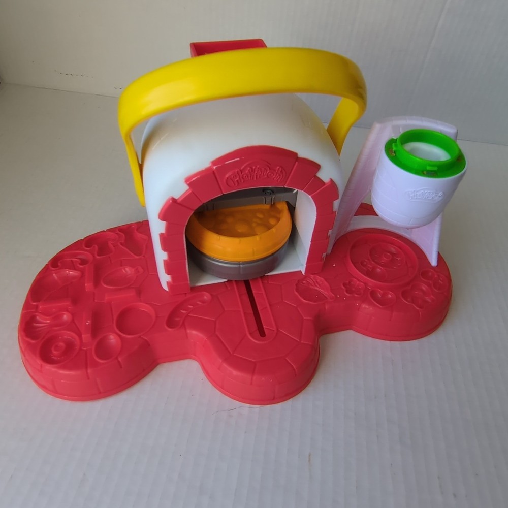 Playdoh Stamp N’ Top Pizza Oven