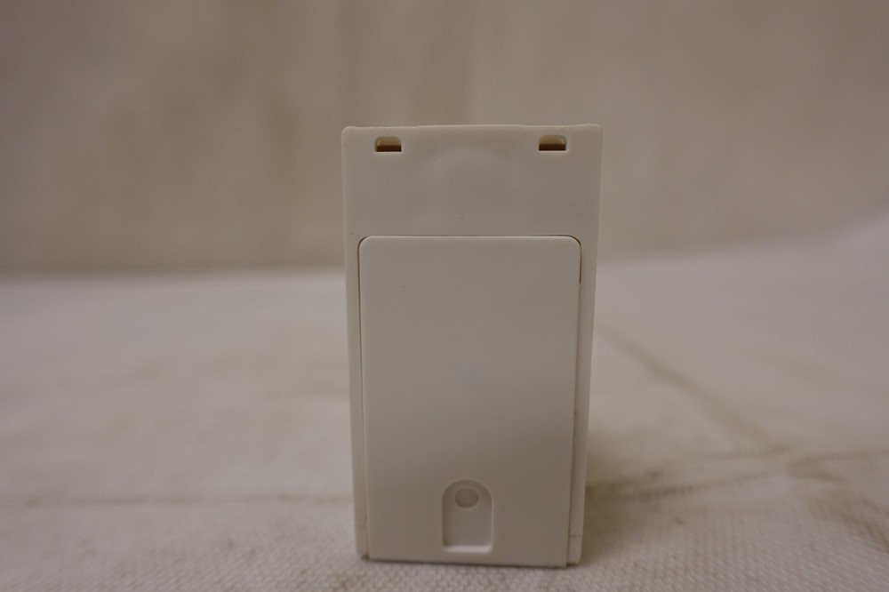 ARITECH SB01 WALL / CEILING MOUNTING UNIVERSAL SWIVEL BRACKET, ARITECH ACCESSORY