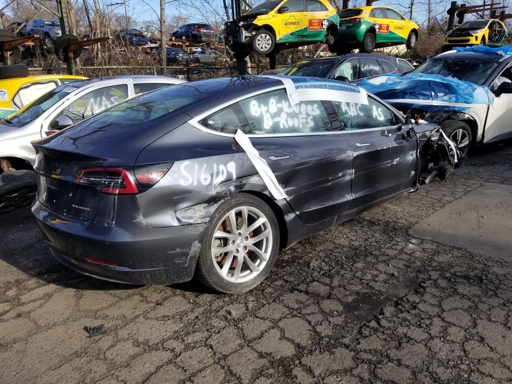 TESLA 3 2018 Rear View Mirror 5022430