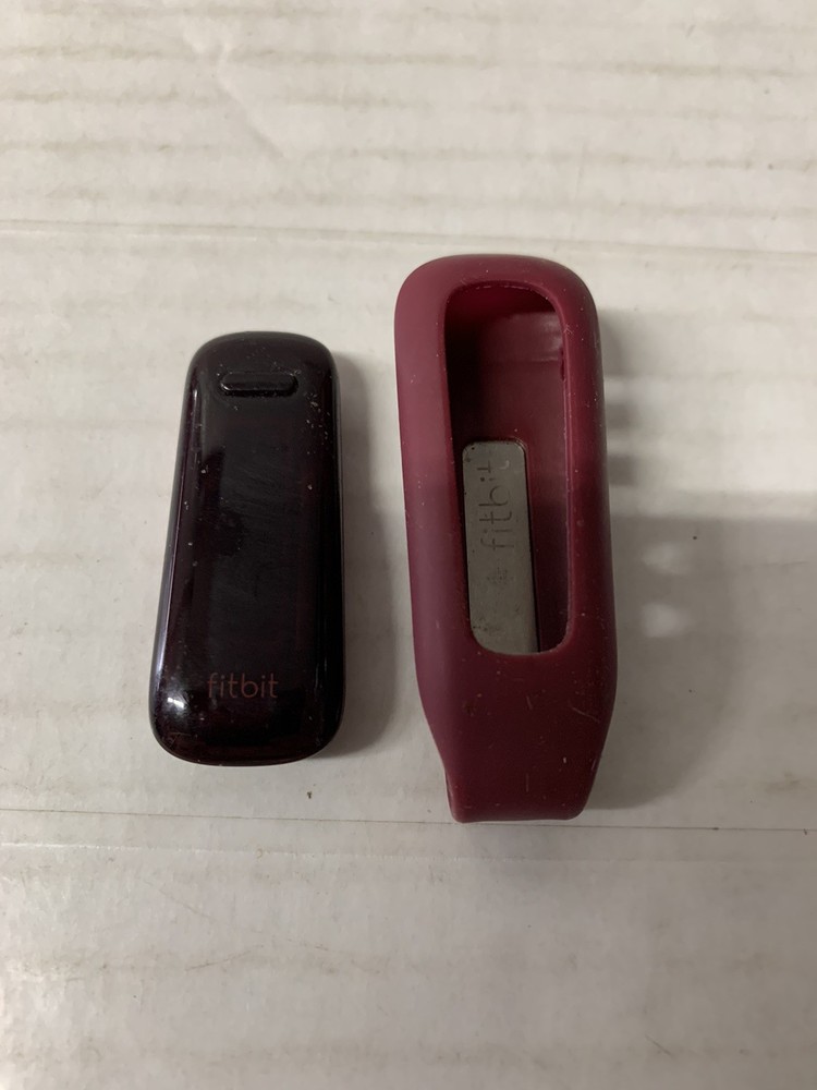 Fitbit One Wireless Activity Sleep Tracker FB103 Purple (No Charger *Untested)