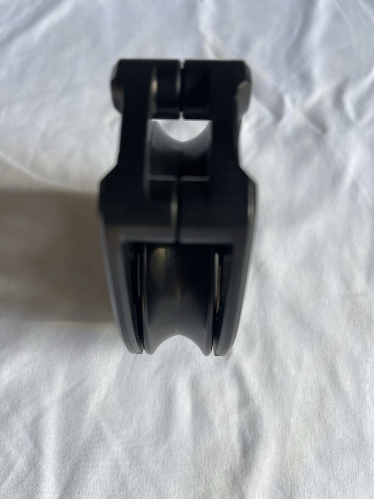 Harken 75mm Black Magic Loop Block 3230 - New, Open Packaging