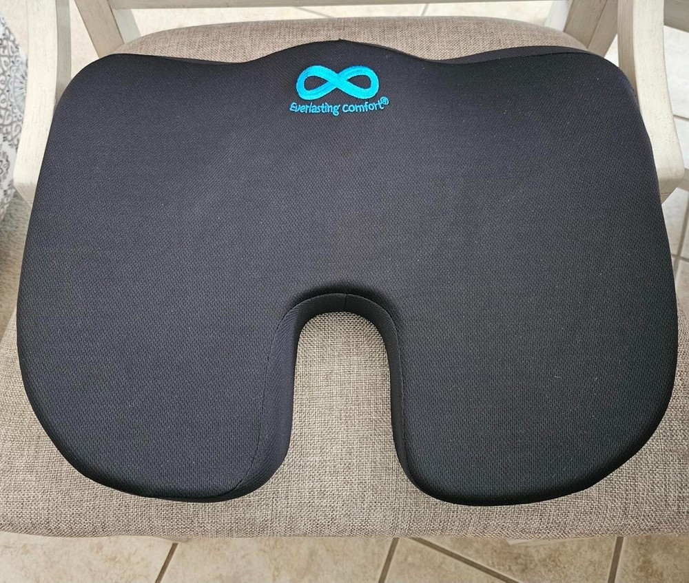 Plixio Memory Foam Seat Cushion - Black