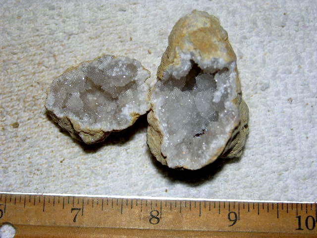 Geode pair opened with crystal centers 2.25 inch G57