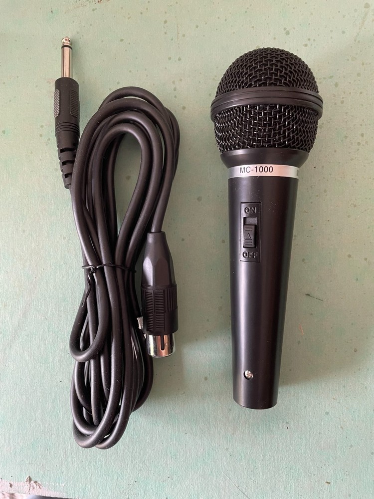 Nintek Microphone  7" with cable  Open Box