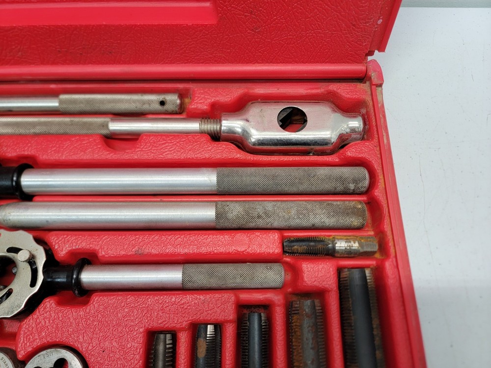 Snap-on Tools Tap and Die Set SAE