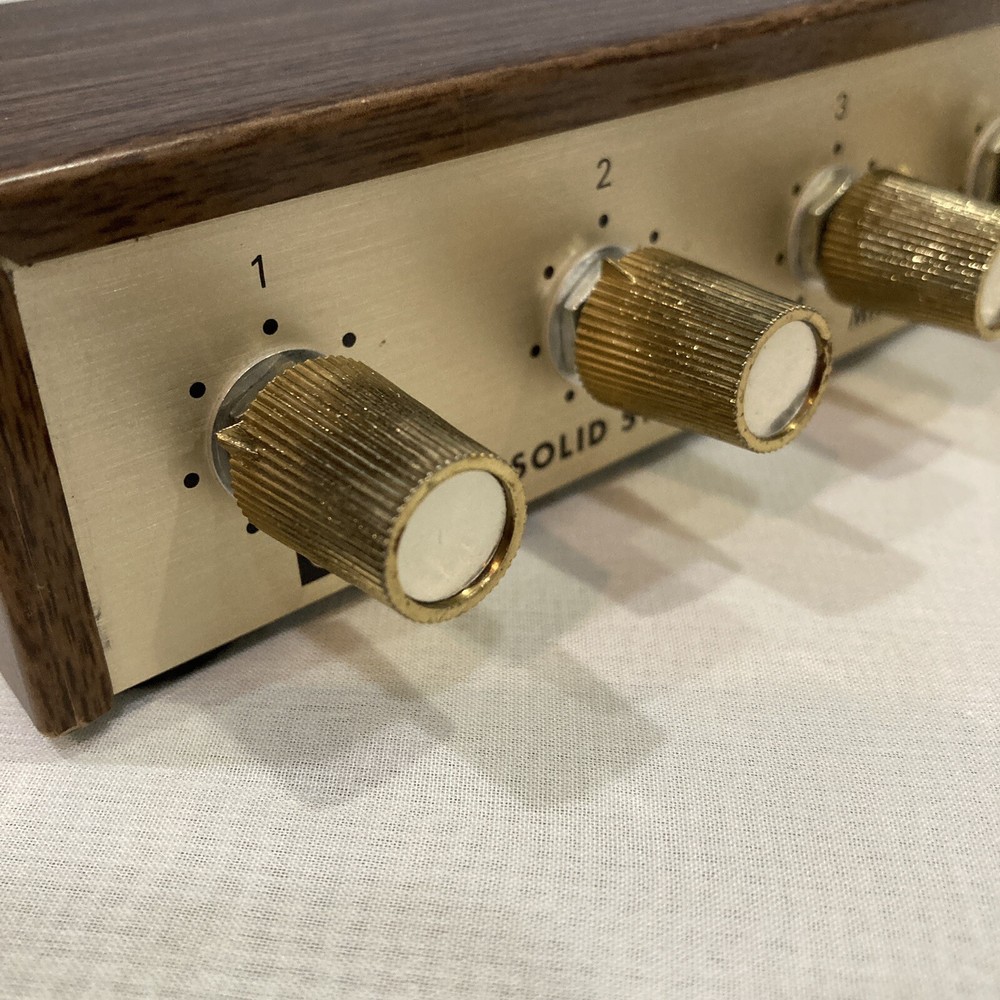 Olson RA-345 Portable Solid State 4 Channel Microphone Mixer Tested