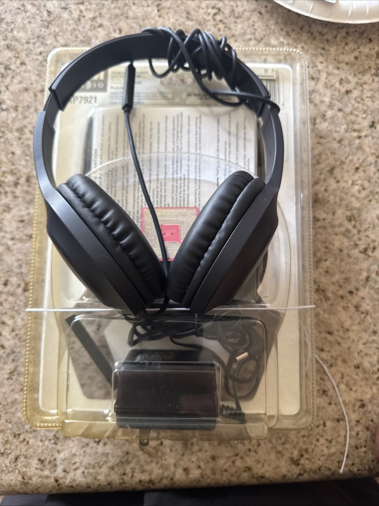 RCA PERSONAL CD PLAYER *Vintage* 6 digit LCD Display