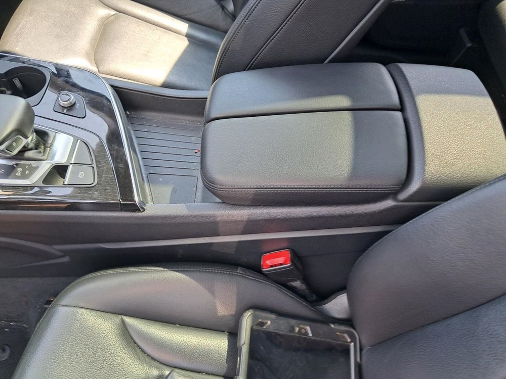 Q7 AUDI 2019 Glove Box 4780123