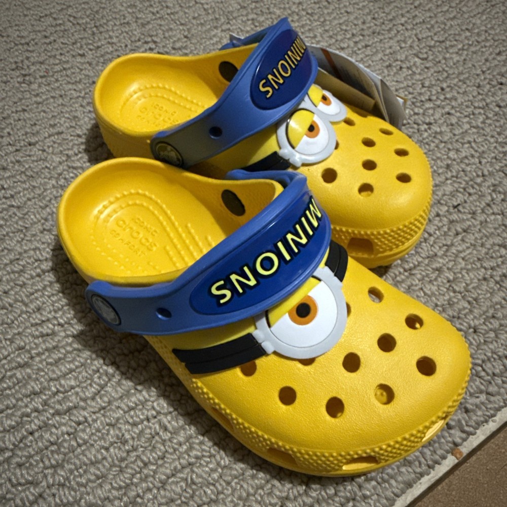 Crocs Minions kids Size C13