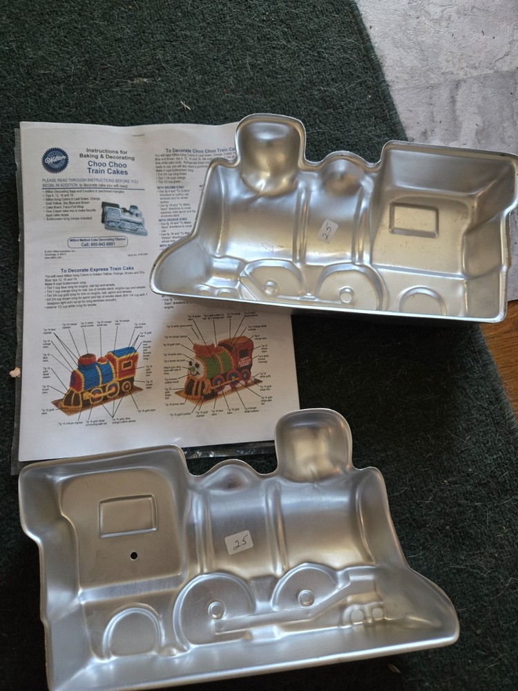 wilton vintage character cake pans