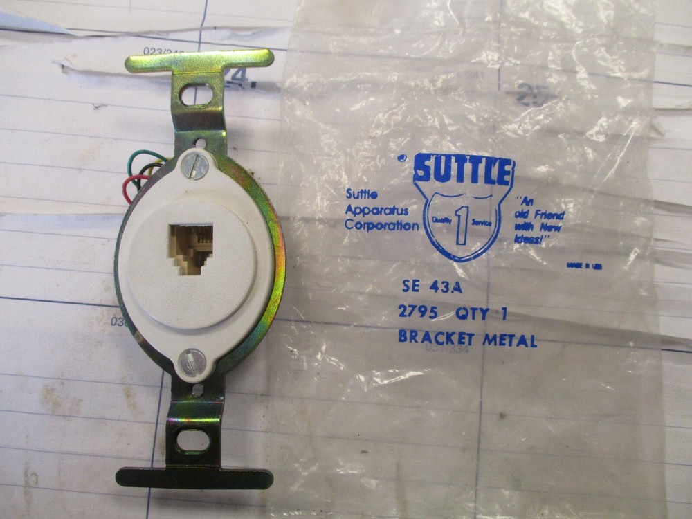 SUTTLE  SE-43A METAL BRACKET W/ LANDLINE PHONE SOCKET