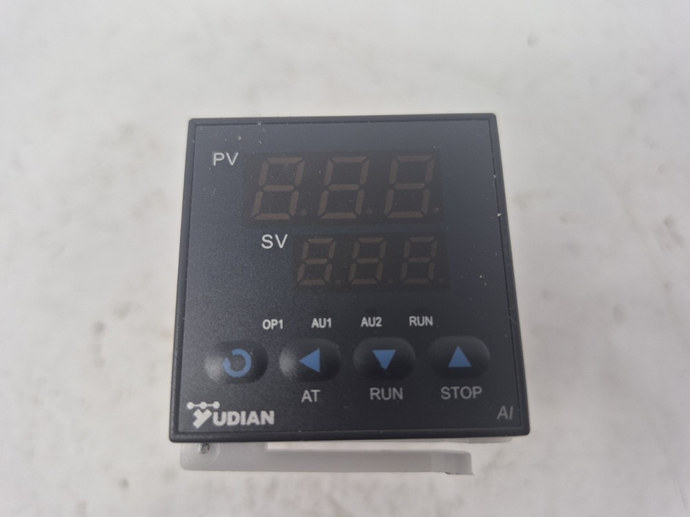 Yudian AI-208 Temperature Controller