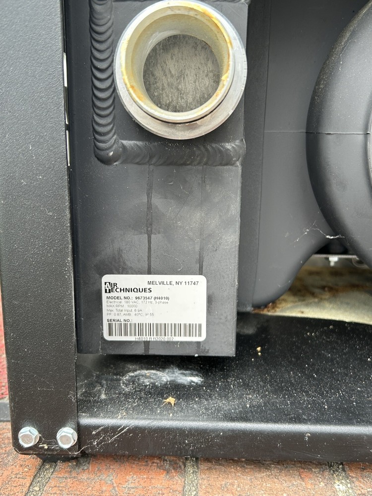 Mojave Professional Vacuum System