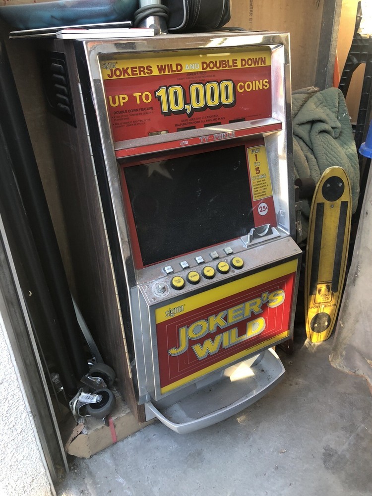 Jokers Wild Slot Machine