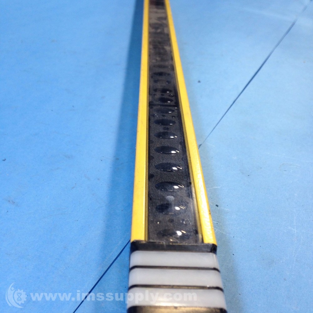 Banner USR2412YI Ultrasonic Sensor 2714