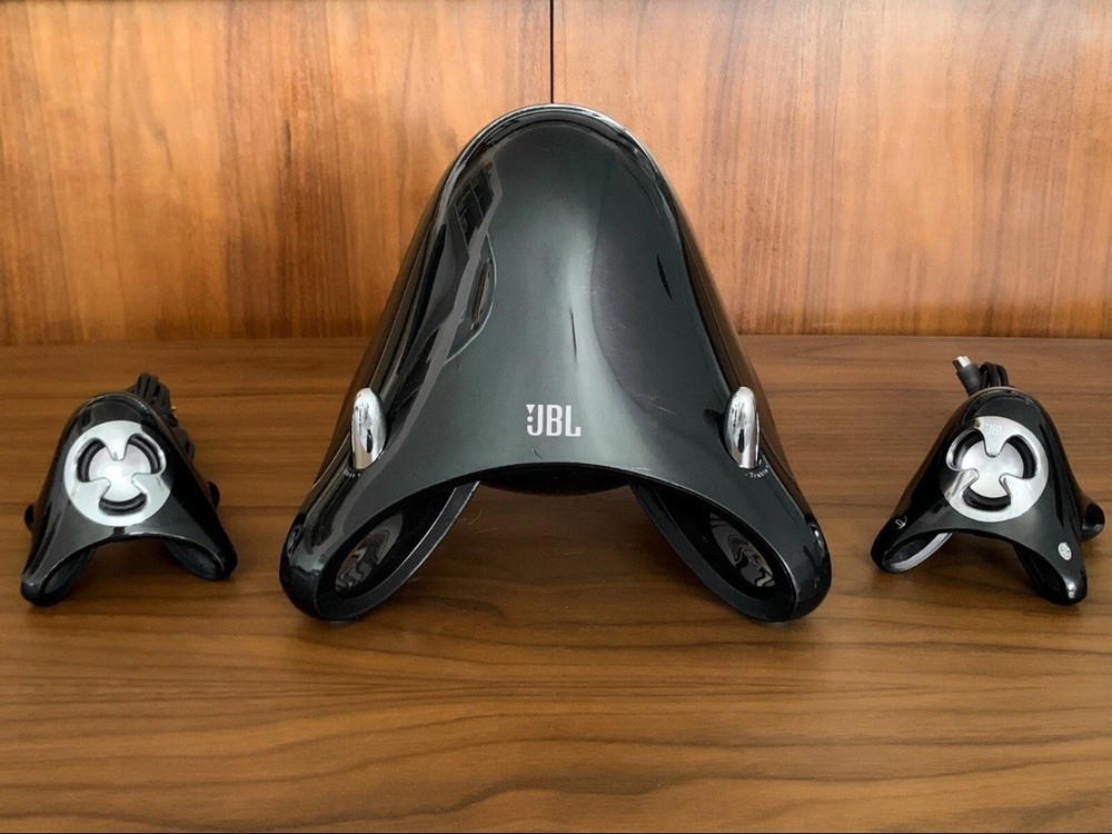 JBL creature IIl black selfpowered satellite black speaker & subwoofer system