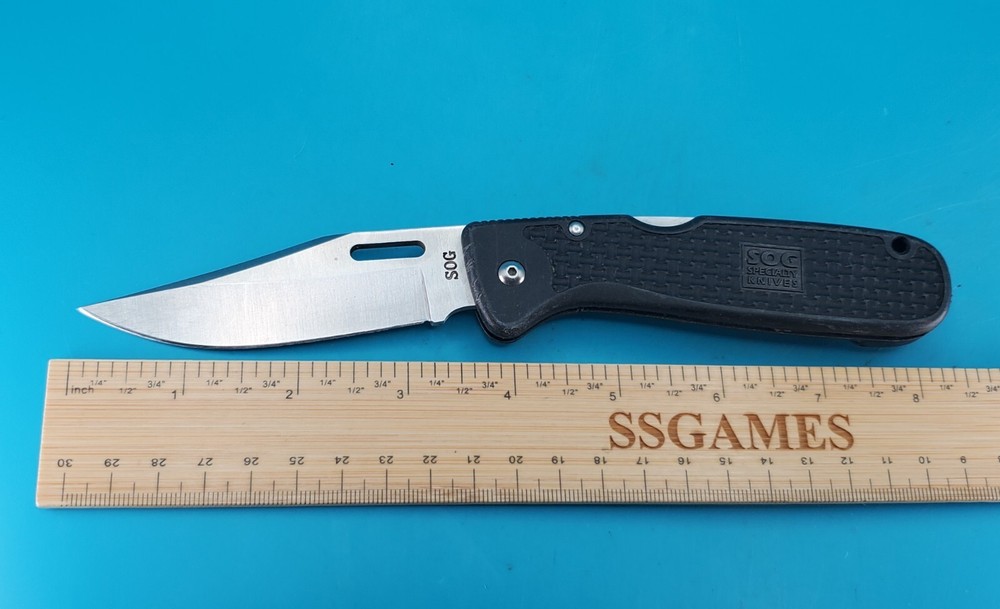 SOG Auto Clip Plain Edge Folding Pocket Knife!