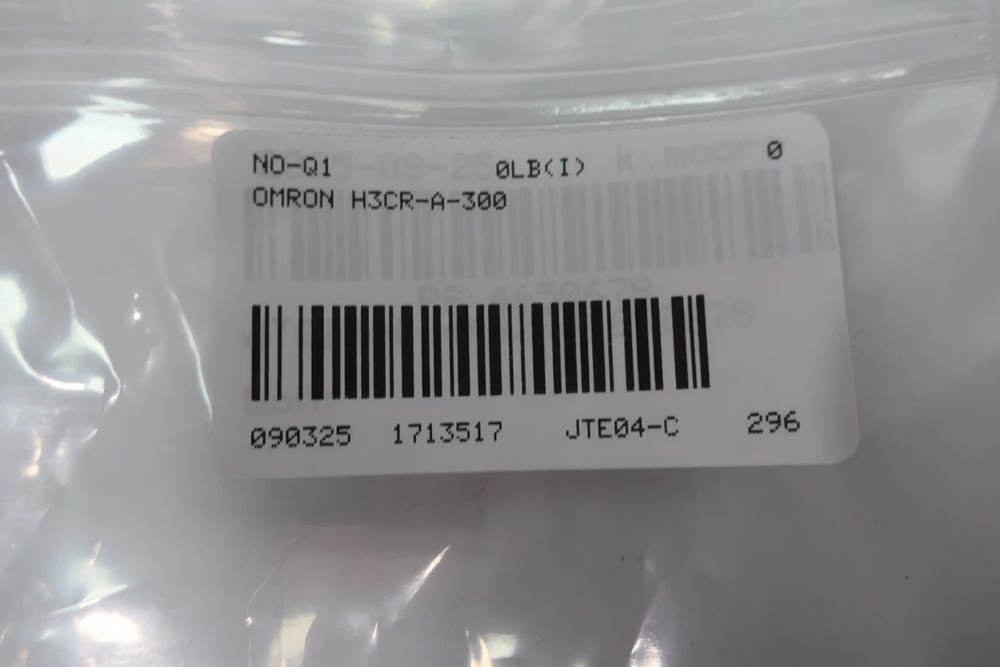 Omron H3CR-A-300 Timer 24-48v-ac