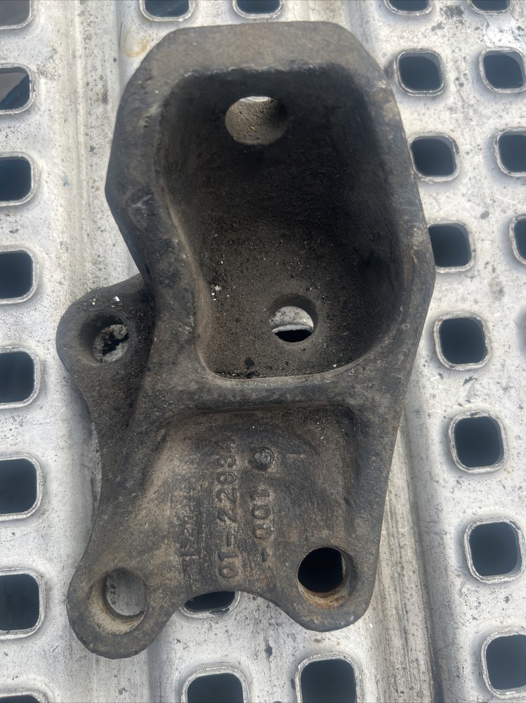 01-22934-001 CAT C12 1999 ENGINE MOUNTS ENGINE (REAR)
