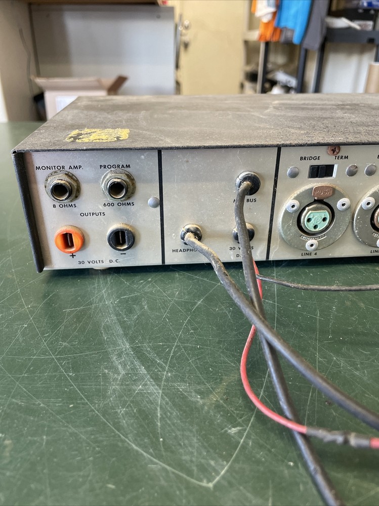SHURE BROADCAST PRODUCTION MASTER MODEL M675 MICROPHONE MIXER UNTESTED