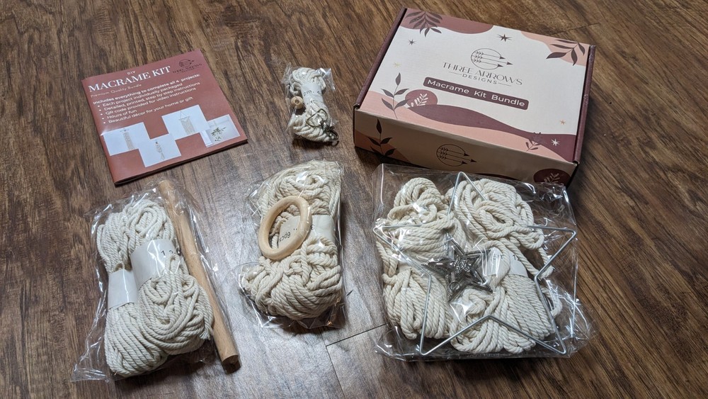 Beginner 4 projects Macrame Kit - Wall Hangings & Plant Hanger - w/Instructions