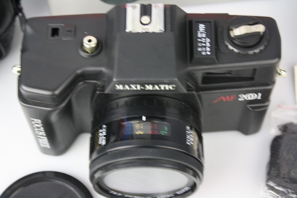 New Maximatic MF-2001 35mm Camera