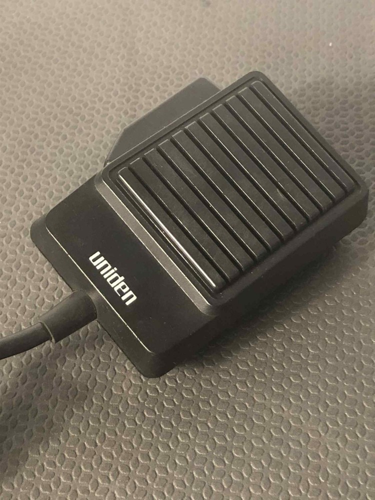 UNIDEN 4 PRONG CB MICROPHONE - PREOWNED