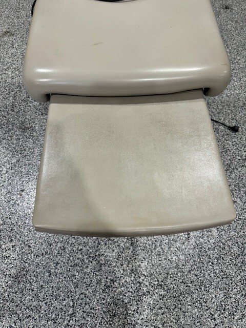 Ritter 304 Exam Table