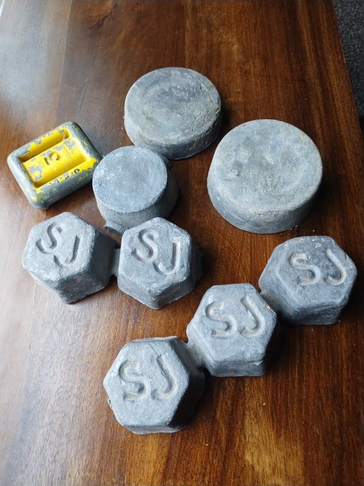 48.50 lbs of lead