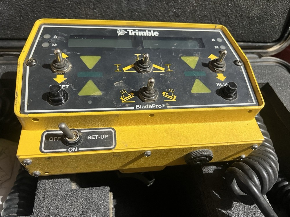 Trimble Blade pro 0365-2040 Control Panel