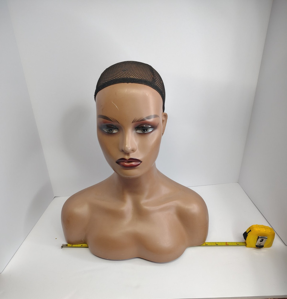 Female Mannequin Head With Shoulders