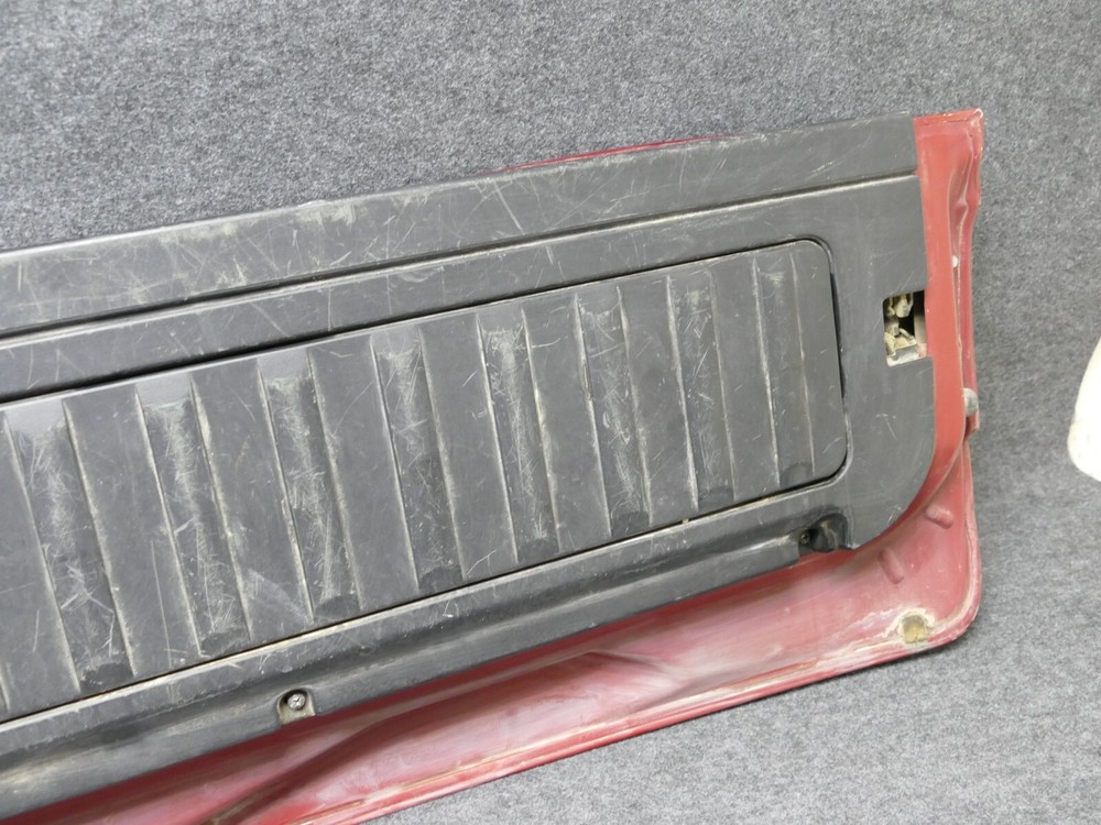 2000-2006 BMW X5 Lower Tailgate Section Fold Down 362 Siena Red Metallic 72777