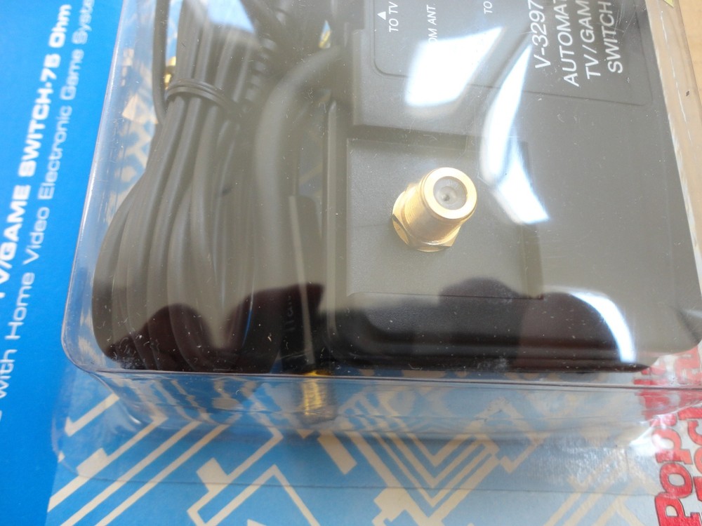 75-Ohm Automatic TV/Game Switch | Nintendo & Sega Comparable, Gold Connectors