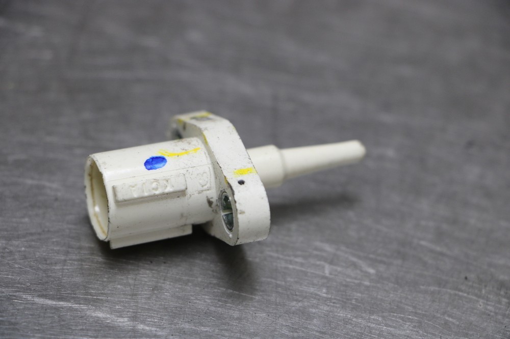 14-15 HONDA INTERCEPTOR 800 VFR800 Air Temperature Temp Sensor